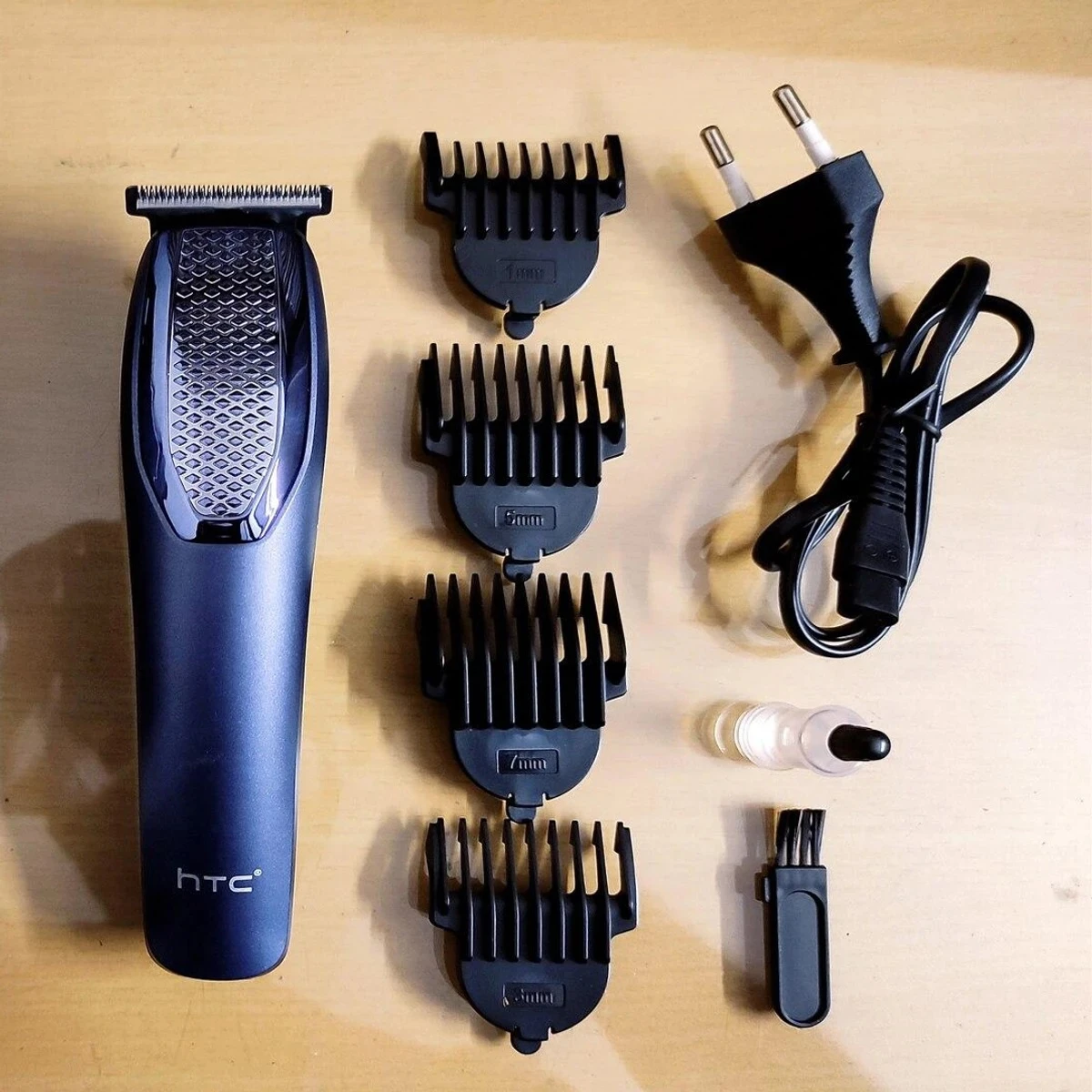 HTC AT-1210 RECHARGEABLE HAIR TRIMMER 18% Off
